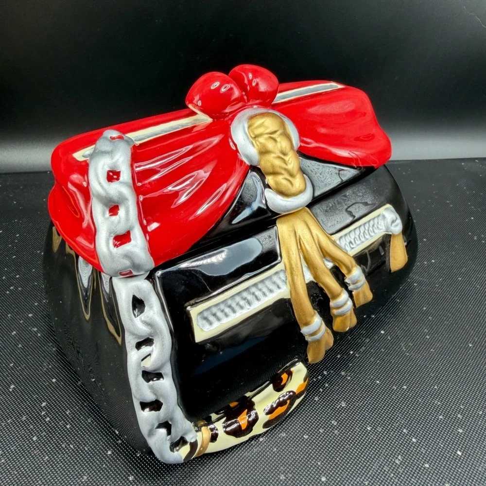 David's Cookies Ceramic Handbag Cookie Jar Container Purse Black Red Bow Tassels